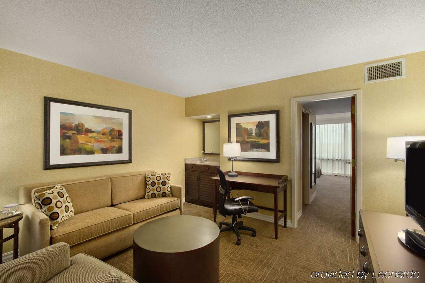 Embassy Suites By Hilton Lexington Green Room photo