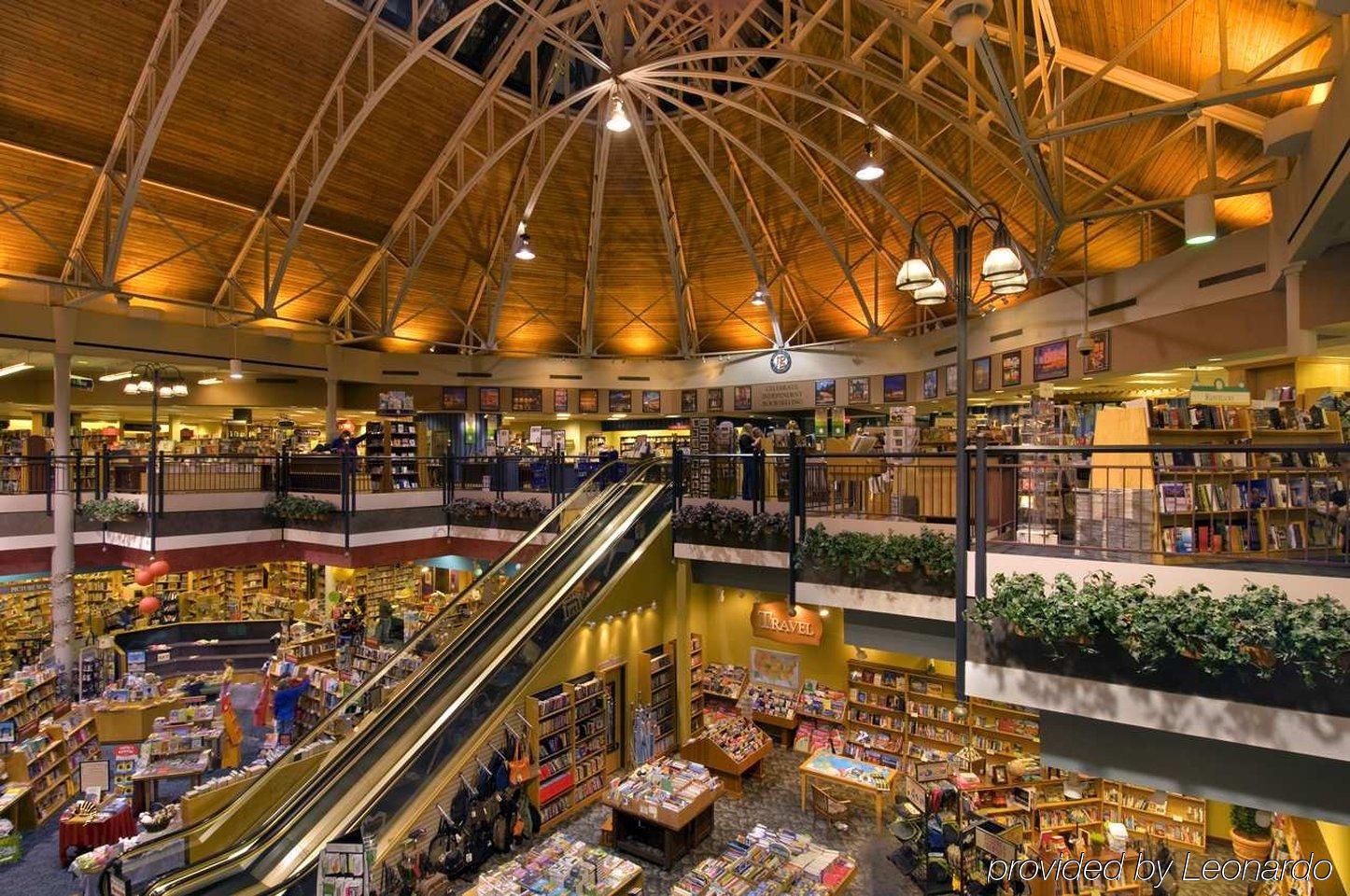 Embassy Suites By Hilton Lexington Green Interior photo